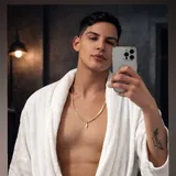 Ryan Laiola XXL