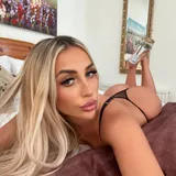 Vienna Faye
